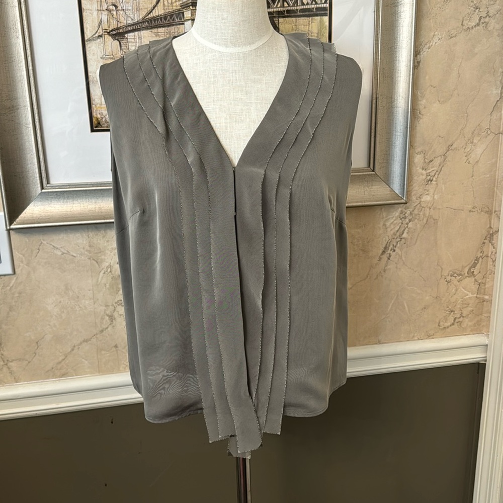 Akris Taupe Sleeveless size 14